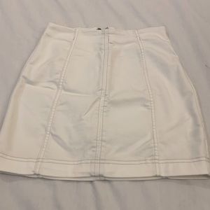 LN Free People Modern Femme Denim Mini Skirt Stark White Size 2